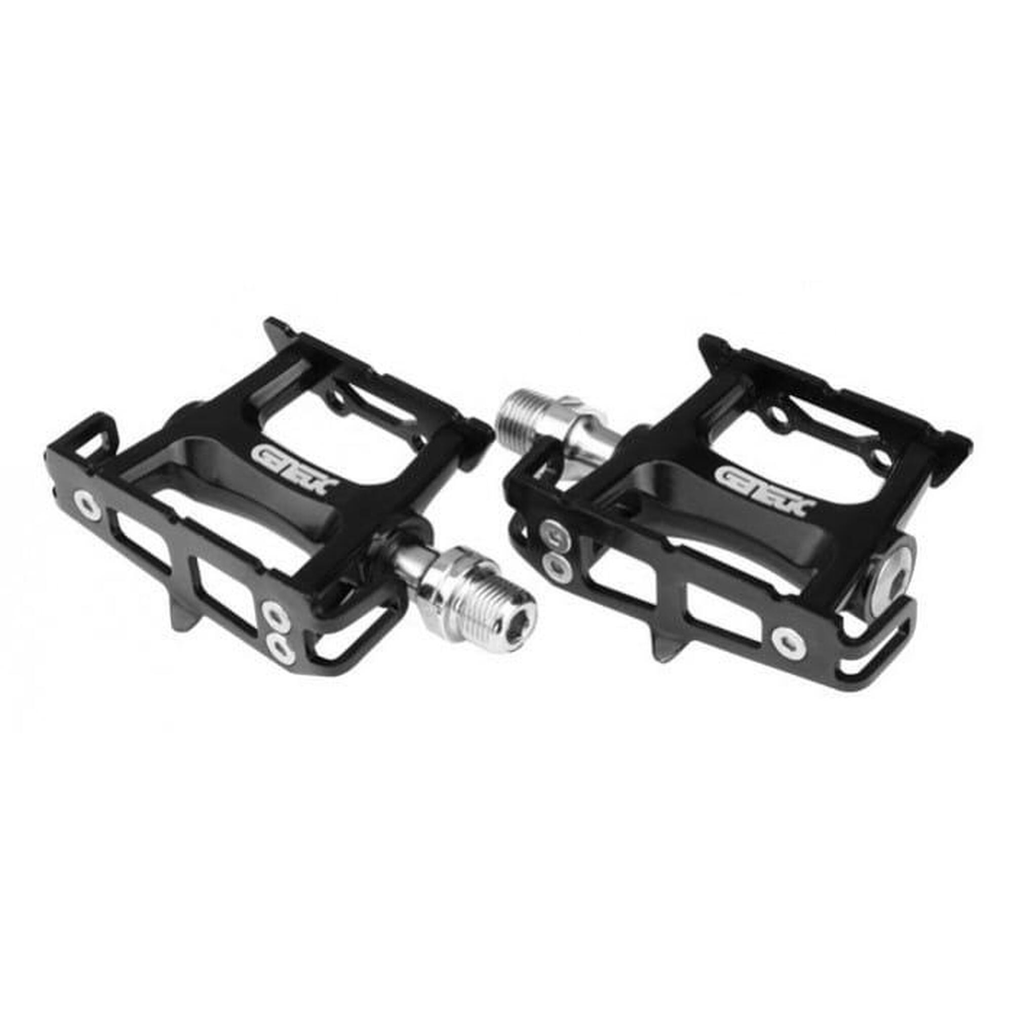 Pédale Pro Track - noir/noir      4890€ 4990€ -2%    * La vente débute le 05/05/2025    BIG MAX BLADE Pédale Pro Track - noir/noirVendu exclusivement en ligne   