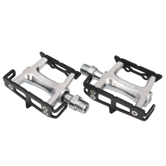 Pédale Pro Track - noir/argent      4890€ 4990€ -2%    * La vente débute le 22/05/2025    BIG MAX BLADE Pédale Pro Track - noir/argentVendu exclusivement en ligne   