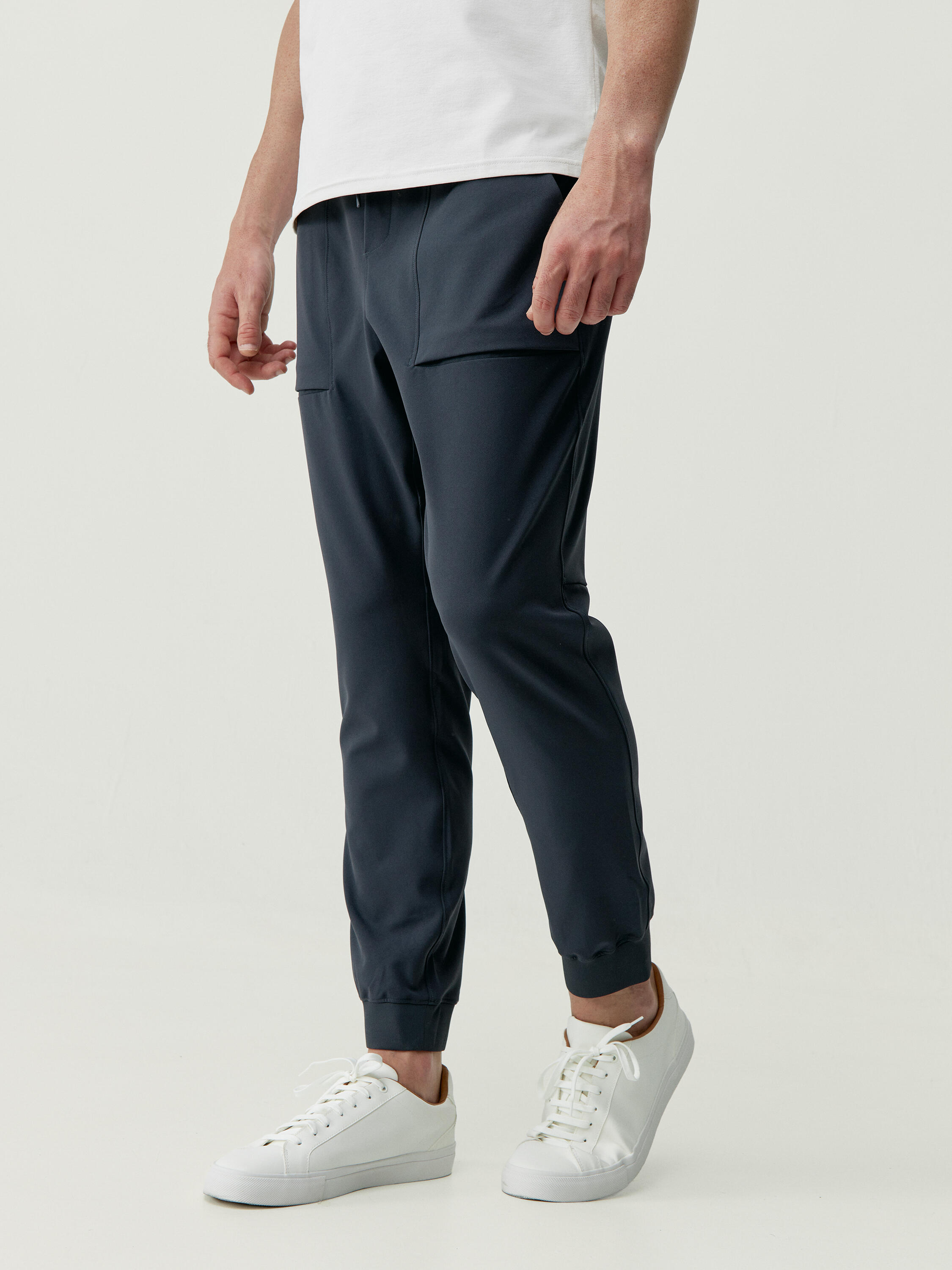 BORN LIVING YOGA Pantaloni sportivi da uomo Tiber Born Living Yoga