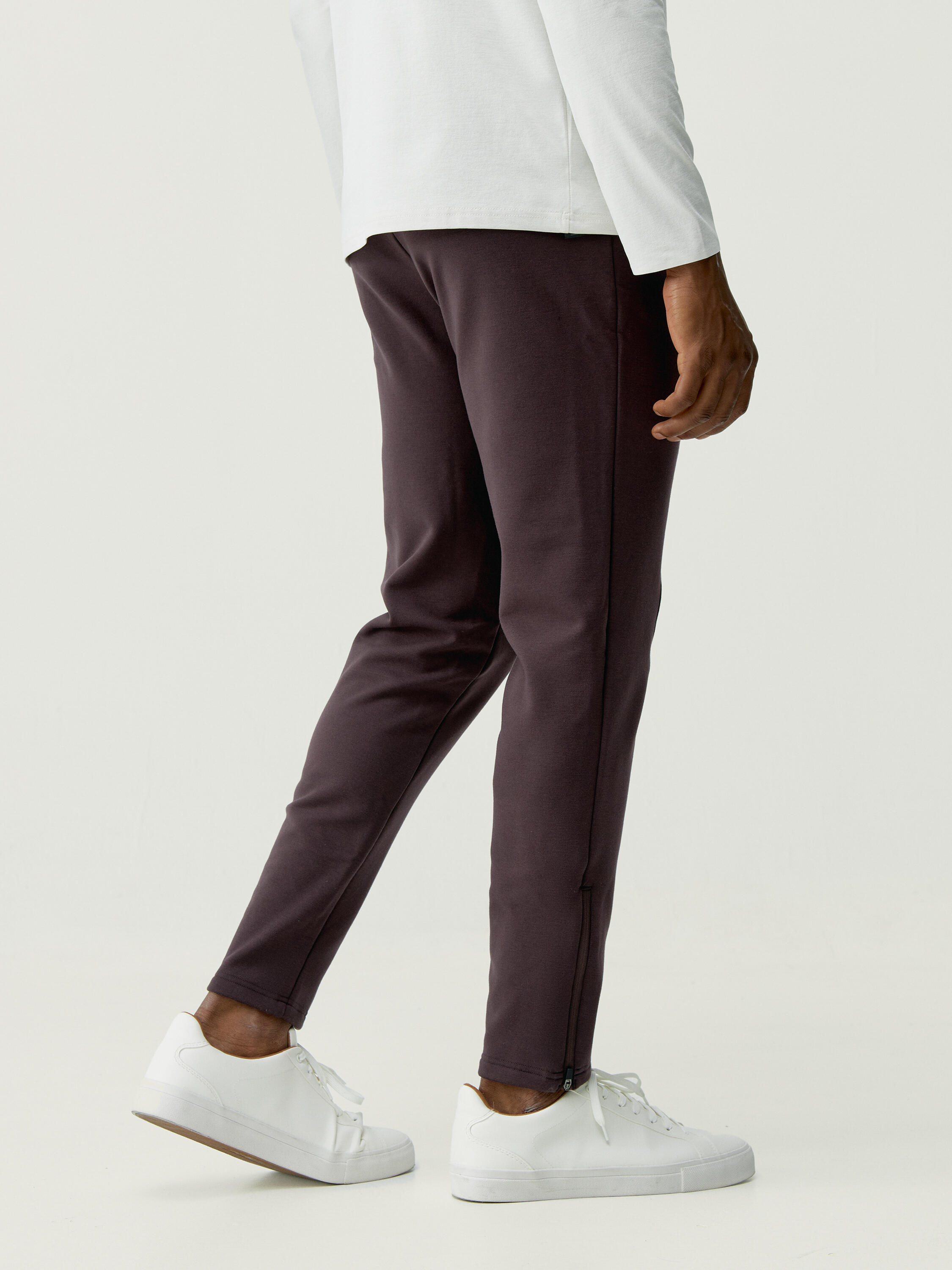 Pantaloni sportivi da uomo stile jogger in tessuto performante Jucar 2/5