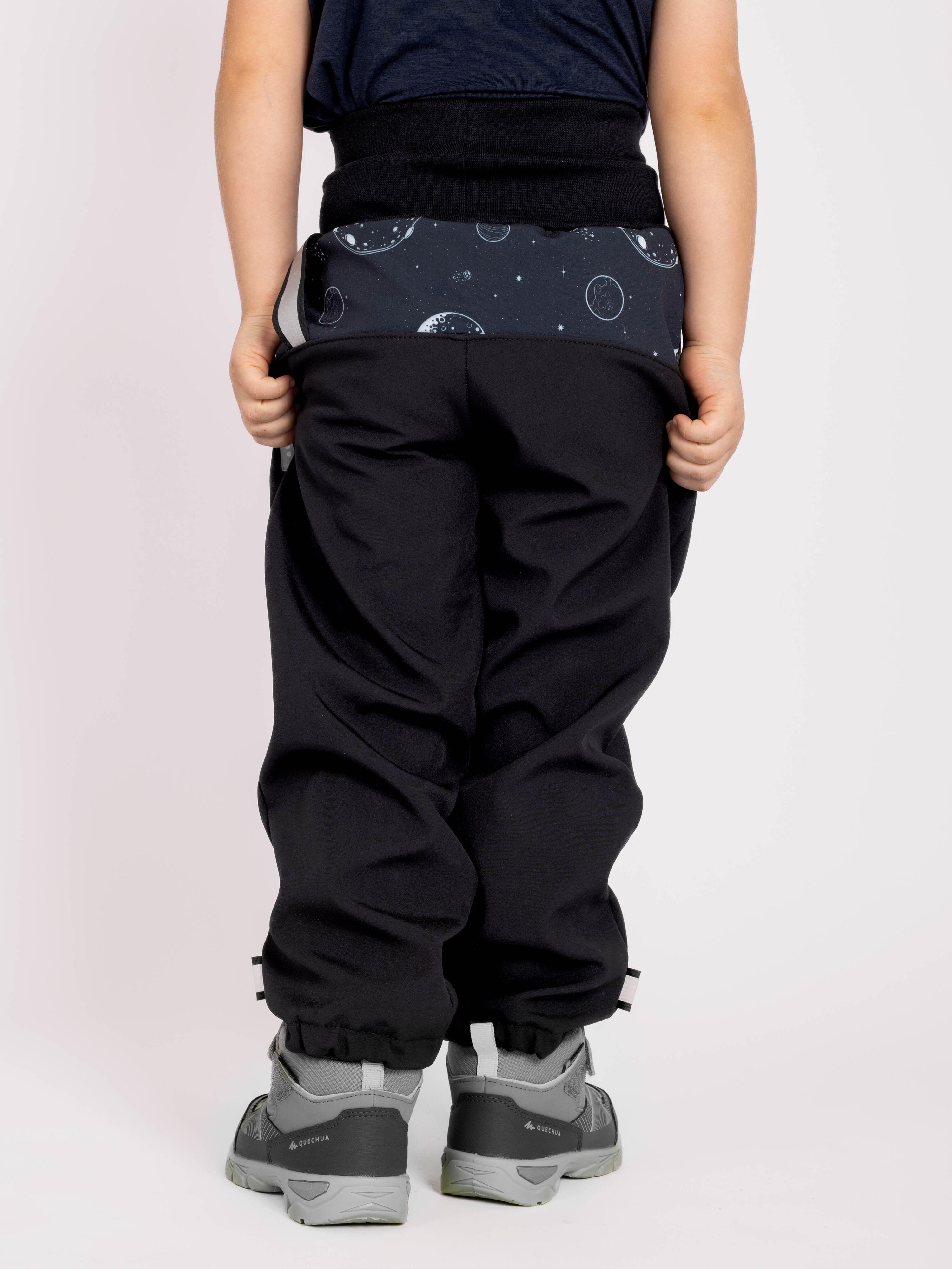 Softshell-Hose mit Fleece für Kinder Basic, Schwarz, Planeten 4/7