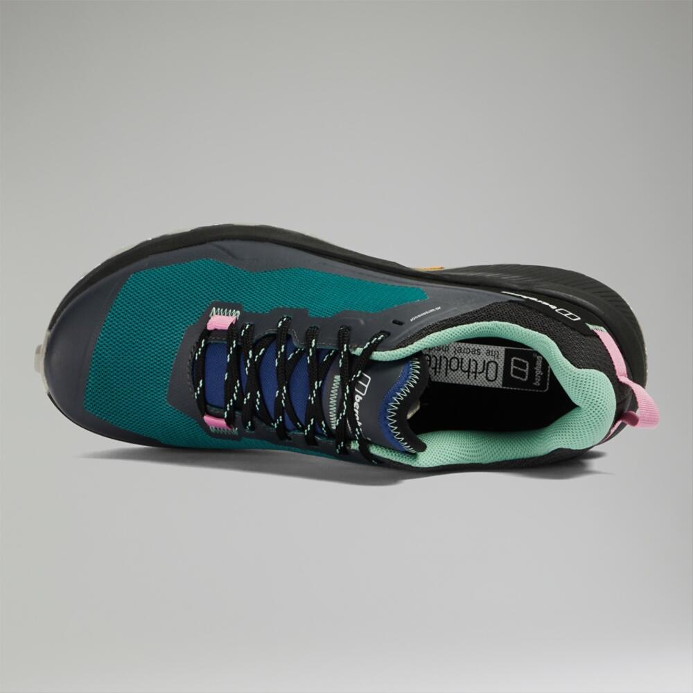 Women's Revolute Active Shoe 3/5