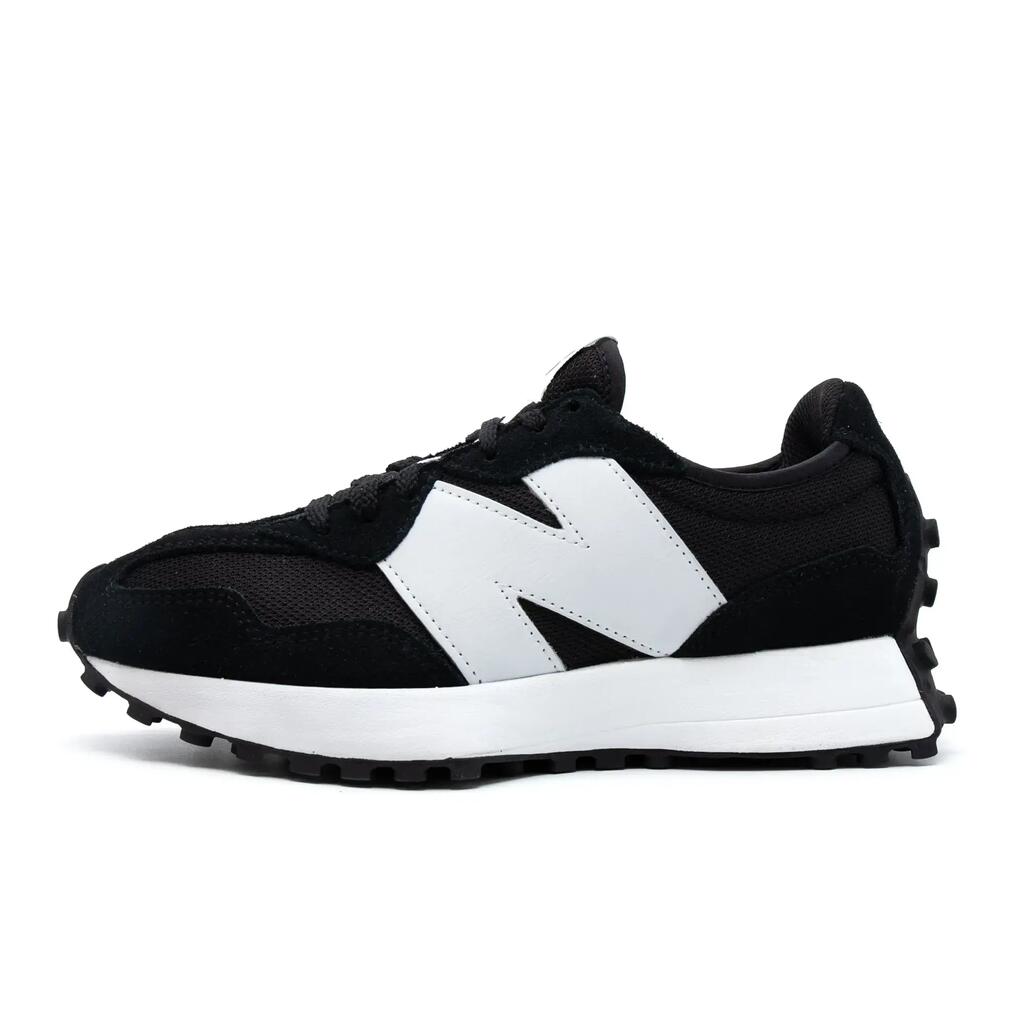 BLACK / WHITE