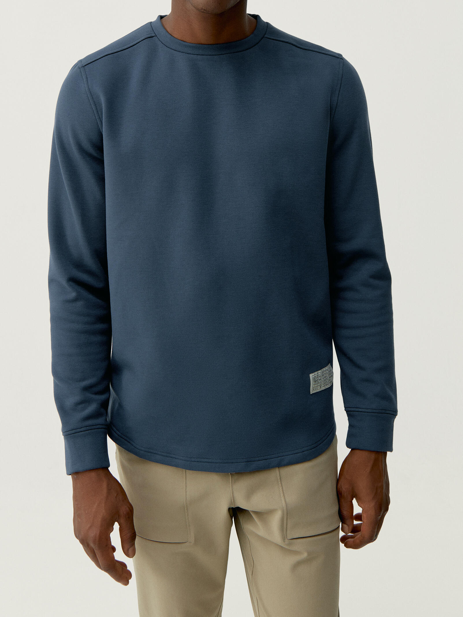 BORN LIVING YOGA Sudadera de hombre Born Living Yoga en tejido performance con bolsillo Erie