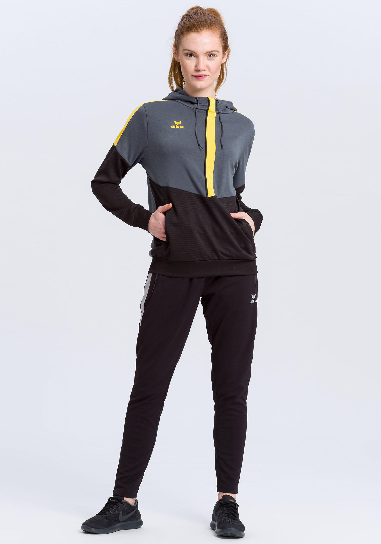Damen Kapuzensweat Squad 3/7