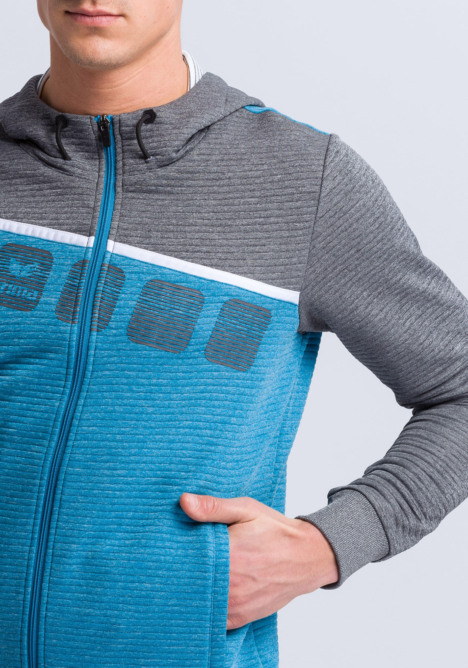 Trainingsjacke mit kapuze 5-C 4/6