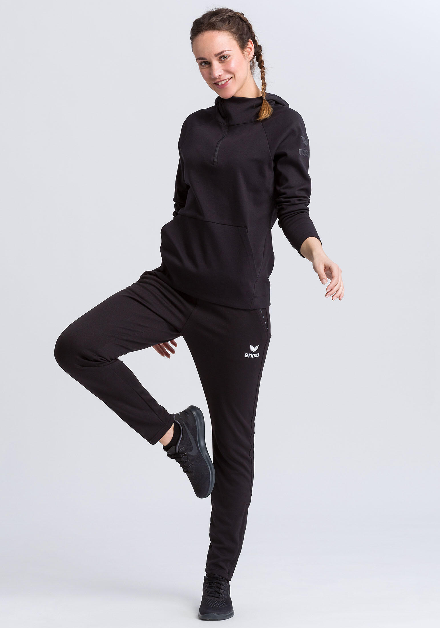 Kapuzensweat Essential 3/7