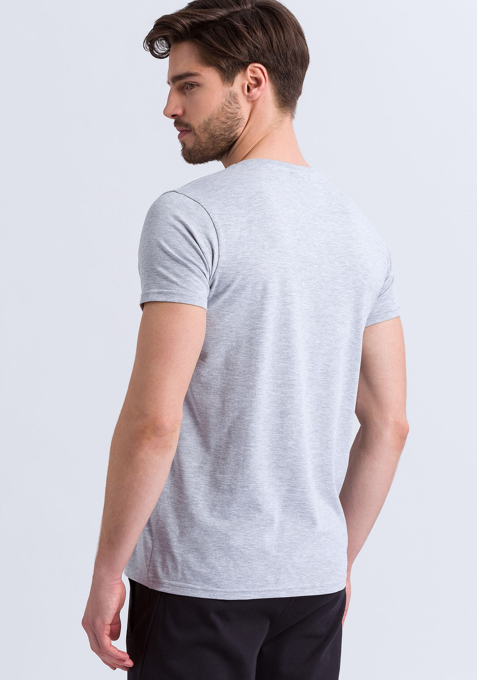 T-Shirt Essential 2/7
