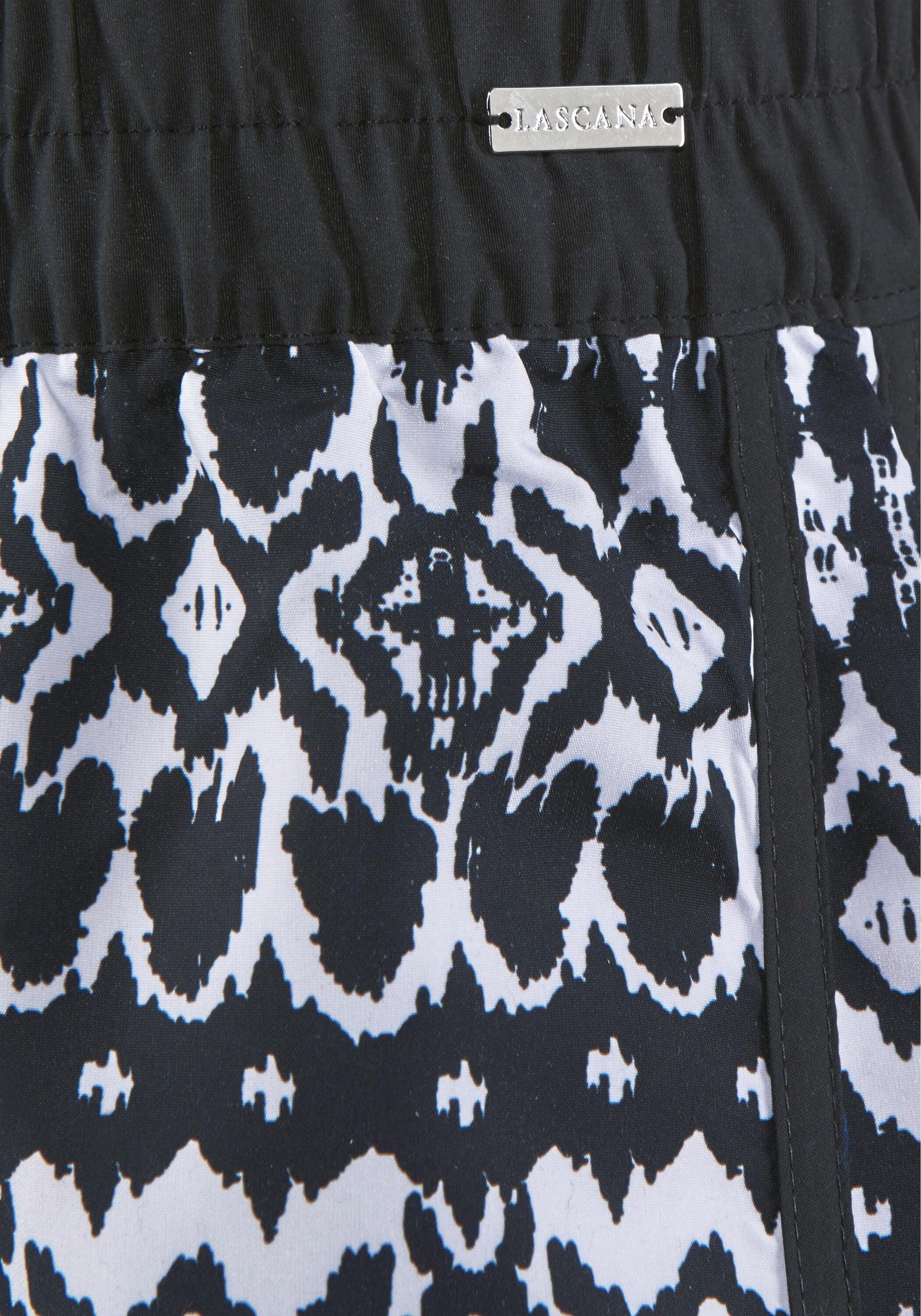 Damen LASCANA Badeshorts im kontrastreichen Alloverprint 4/7