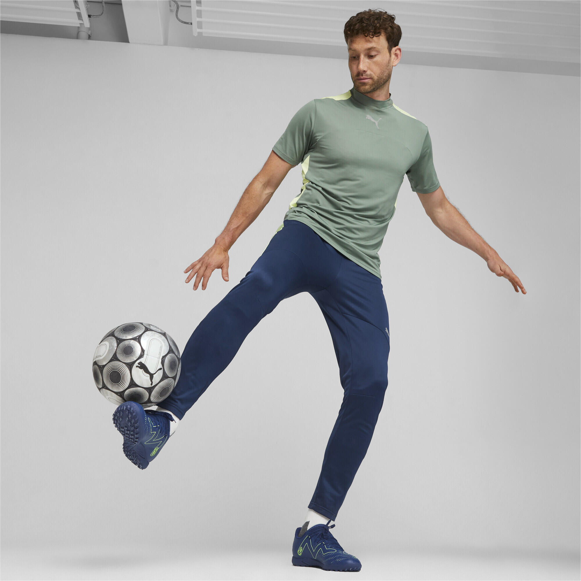Chaussures de football FUTURE PLAY TT PUMA Persian Blue Pro Green 3/7