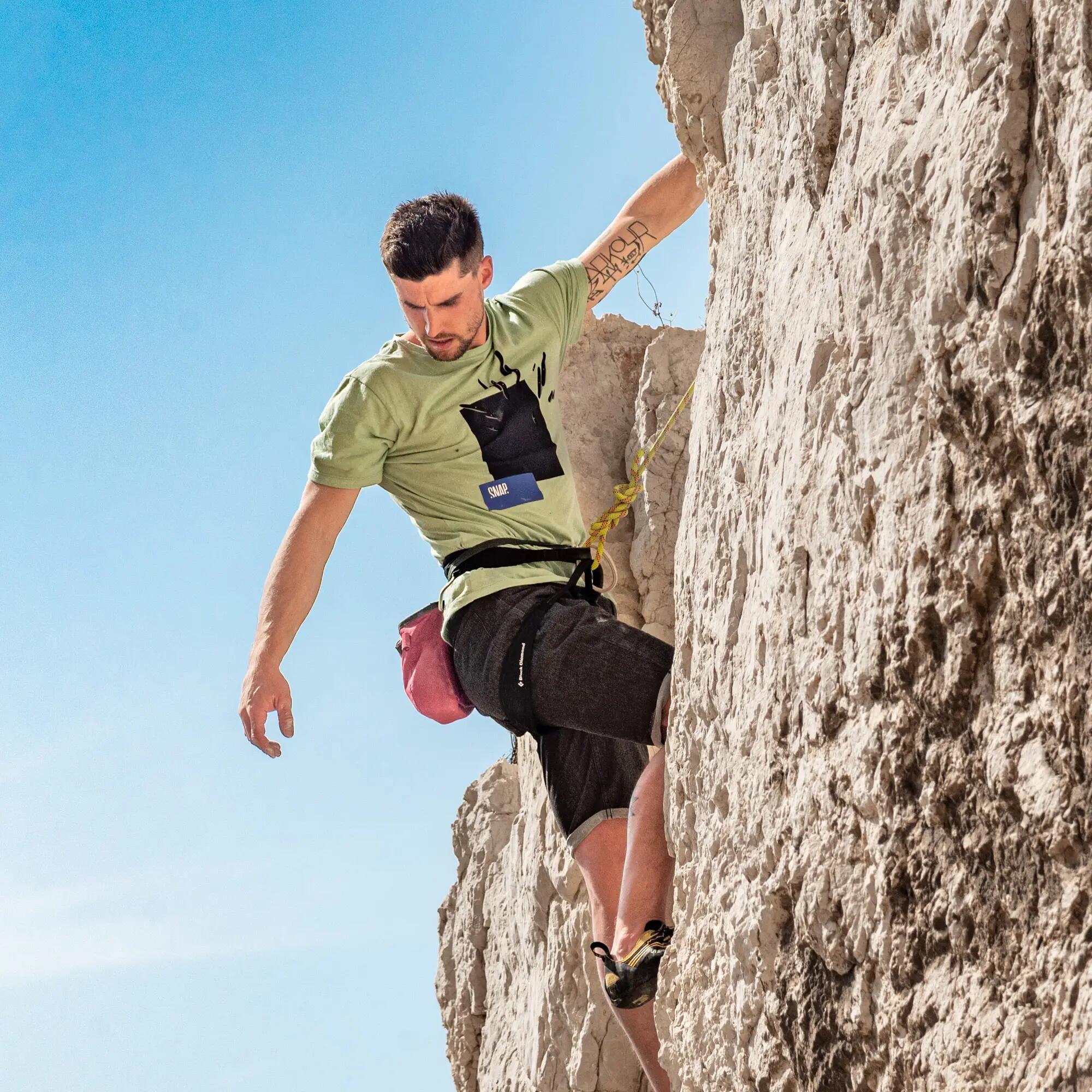 T-shirt Snap Climbing Holds 6/7