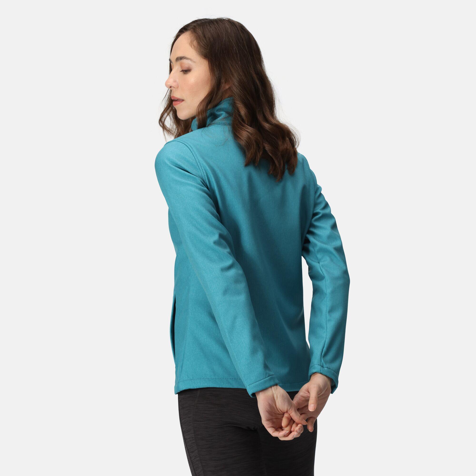 Softshell senderismo mujer resistente Regatta Connie V, turquoise 2/7