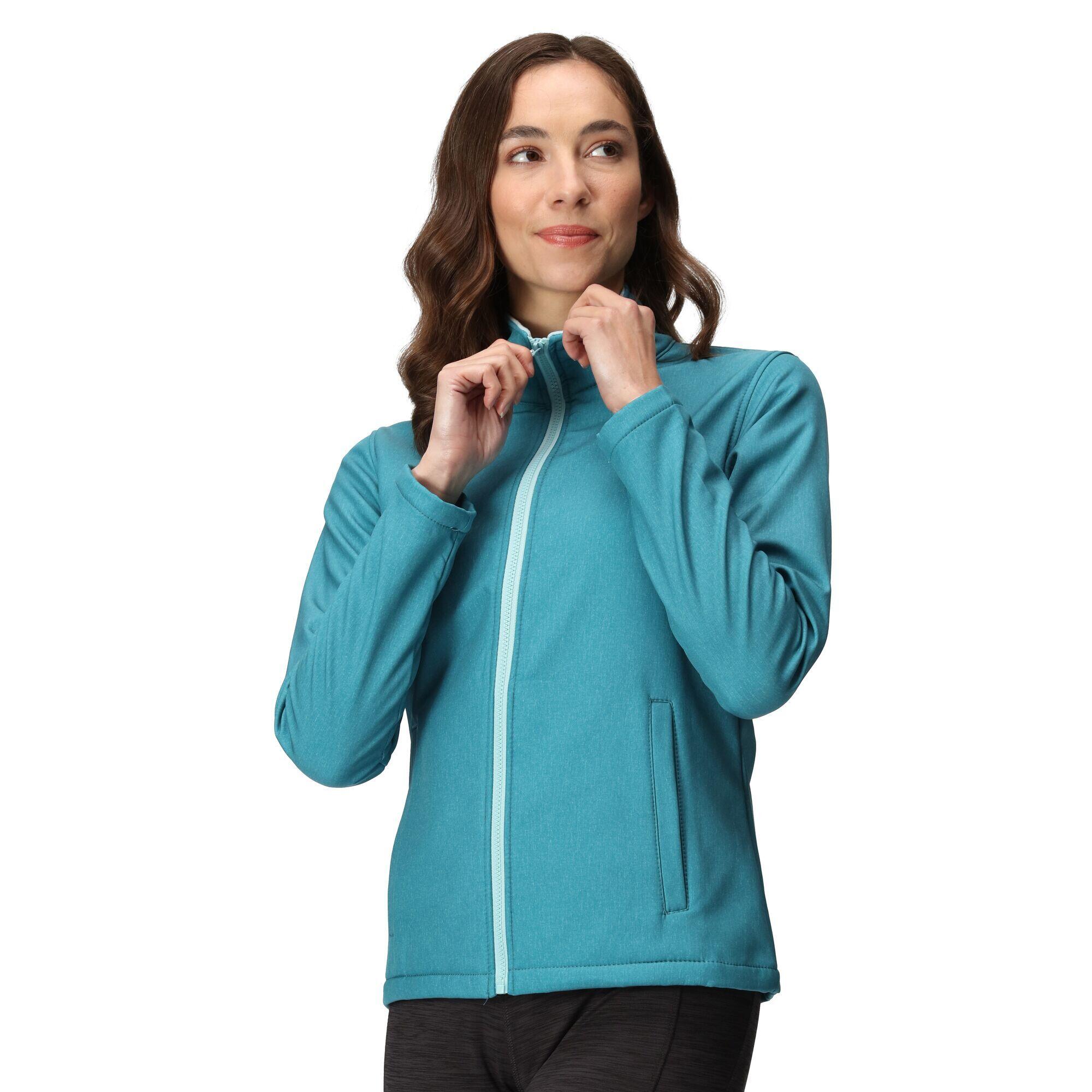 Softshell senderismo mujer resistente Regatta Connie V, turquoise 6/7