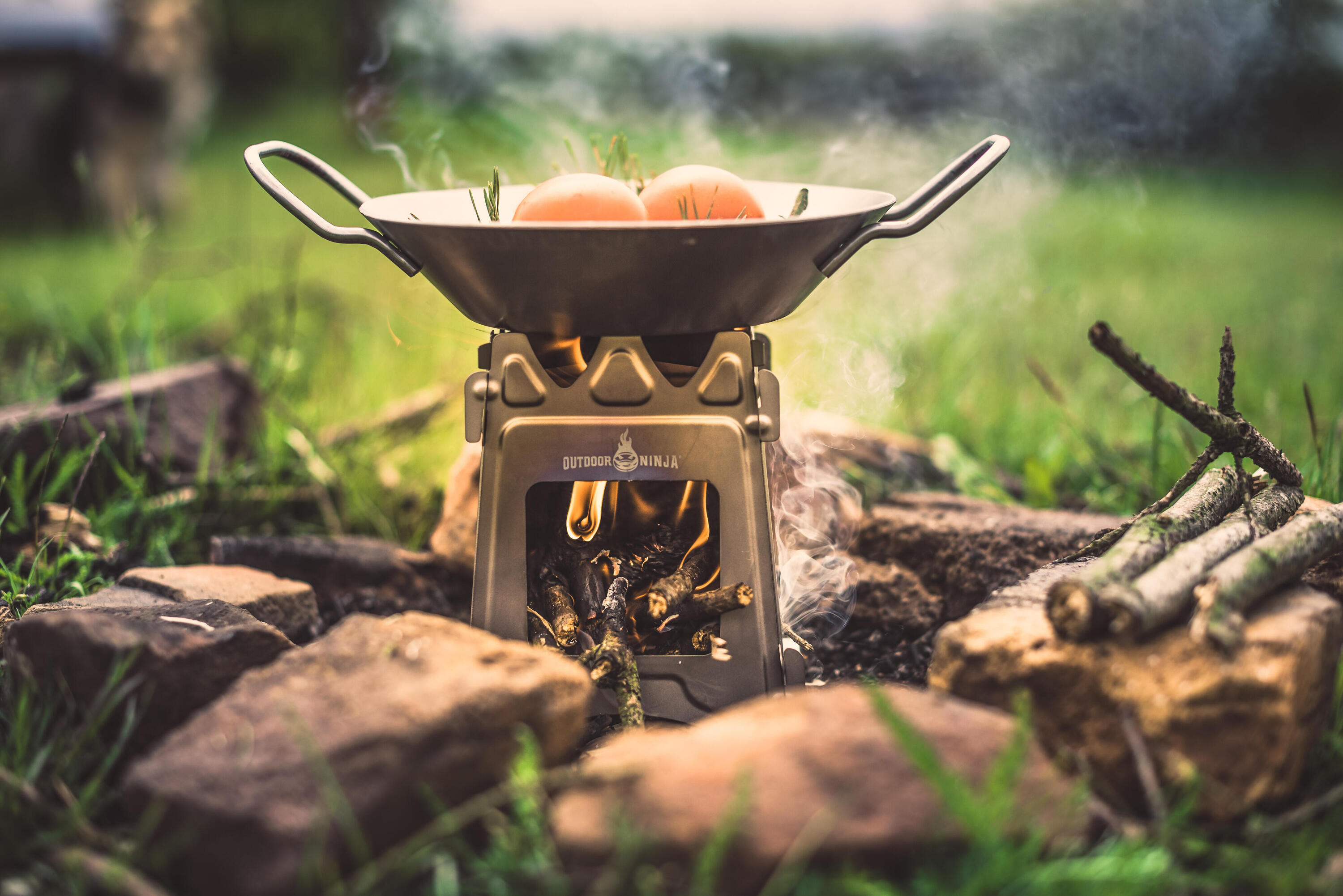 Titan Hobo V2 Pro mit Spiritusbrenner Einsatz 4/7