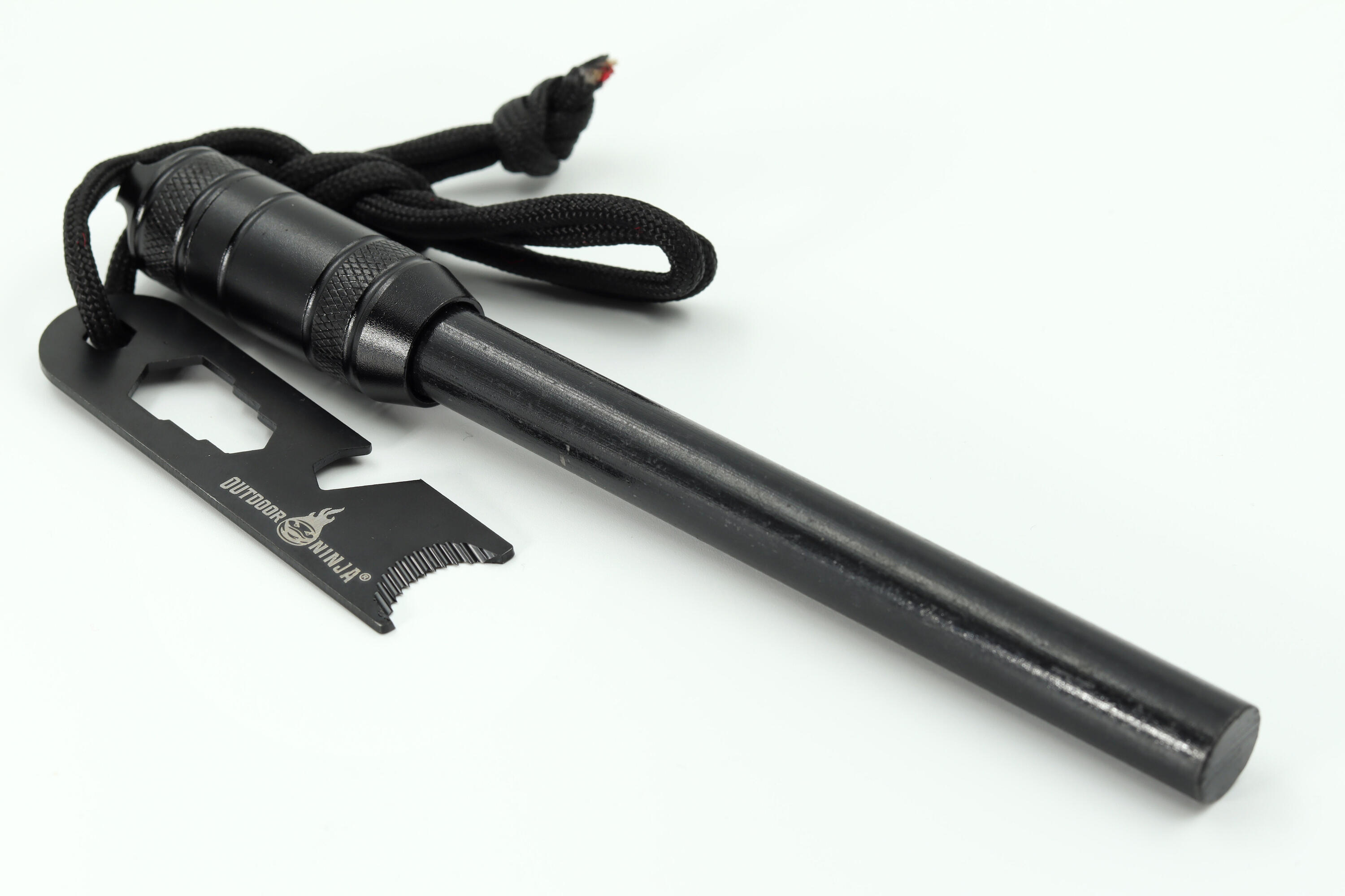 OUTDOOR NINJA Feuerstahl The Legend Tactical schwarz