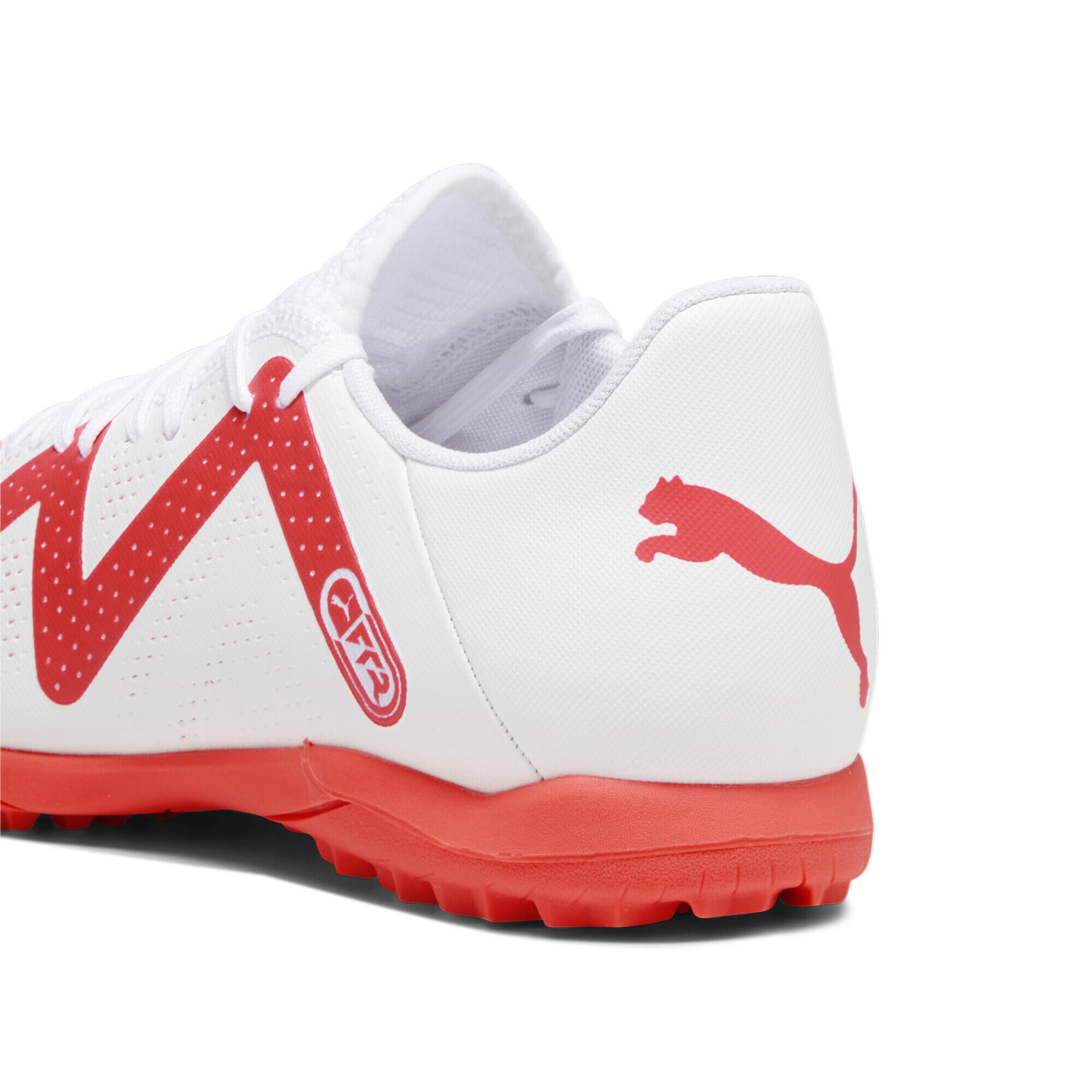Botas de fútbol FUTURE PLAY TT Hombre PUMA White Fire Orchid Red 4/7