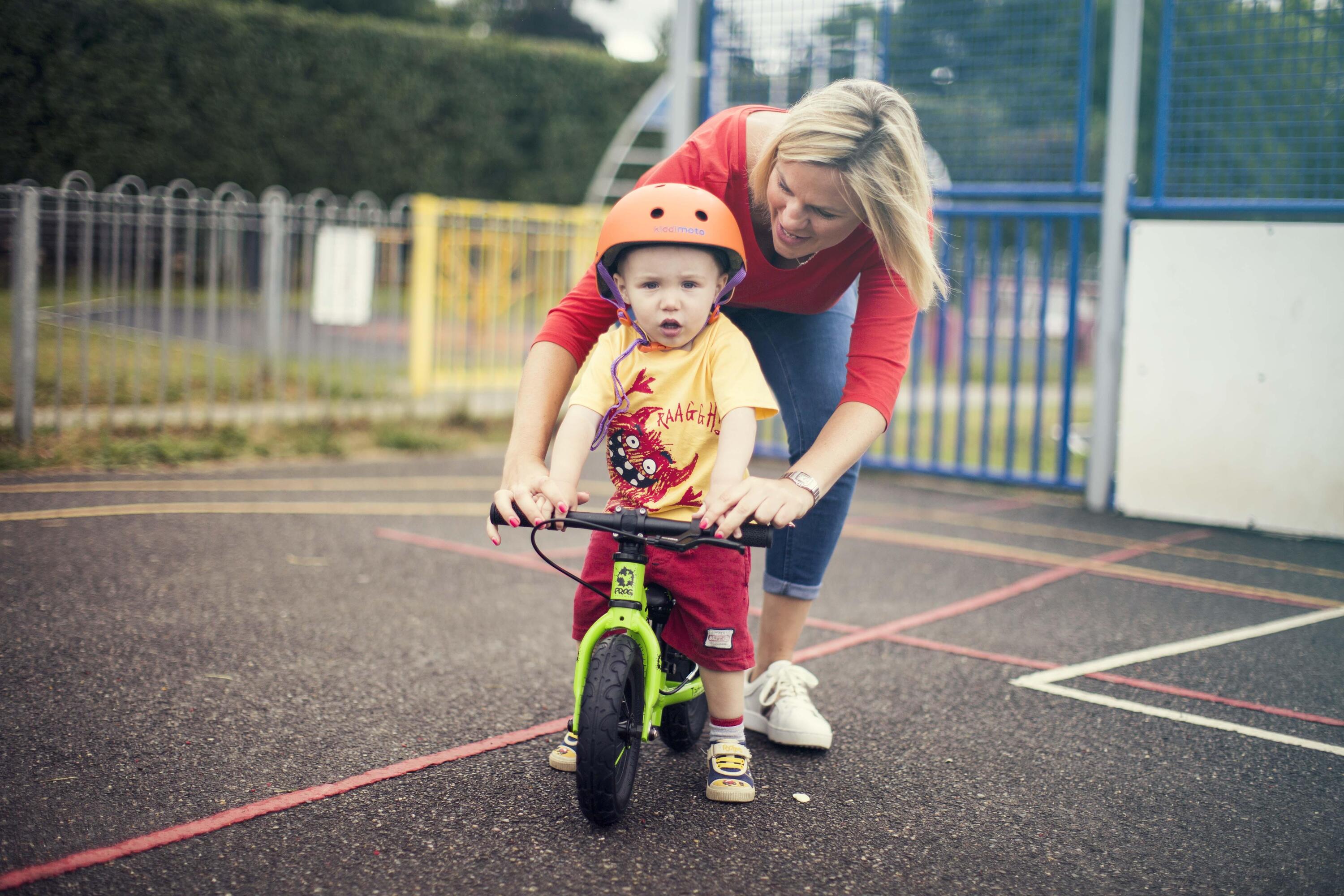 Tadpole Mini 10 Inch Lightweight Kids Balance Bike For 18 Months-2 Years - Green 3/6