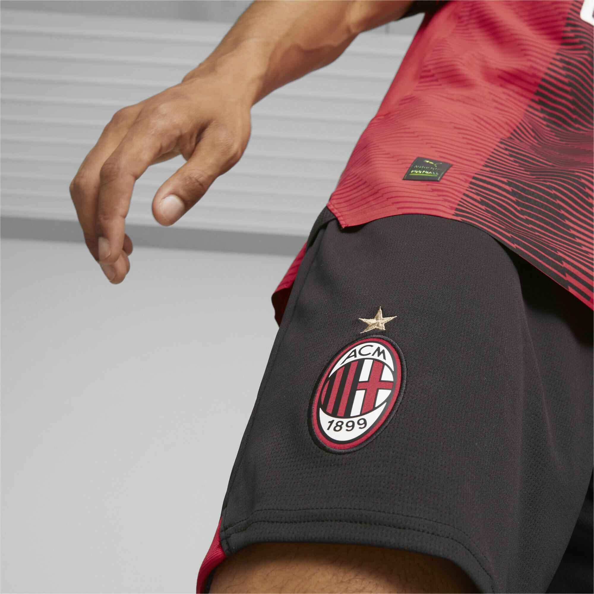 Shorts da calcio AC Milan PUMA Black For All Time Red 4/6