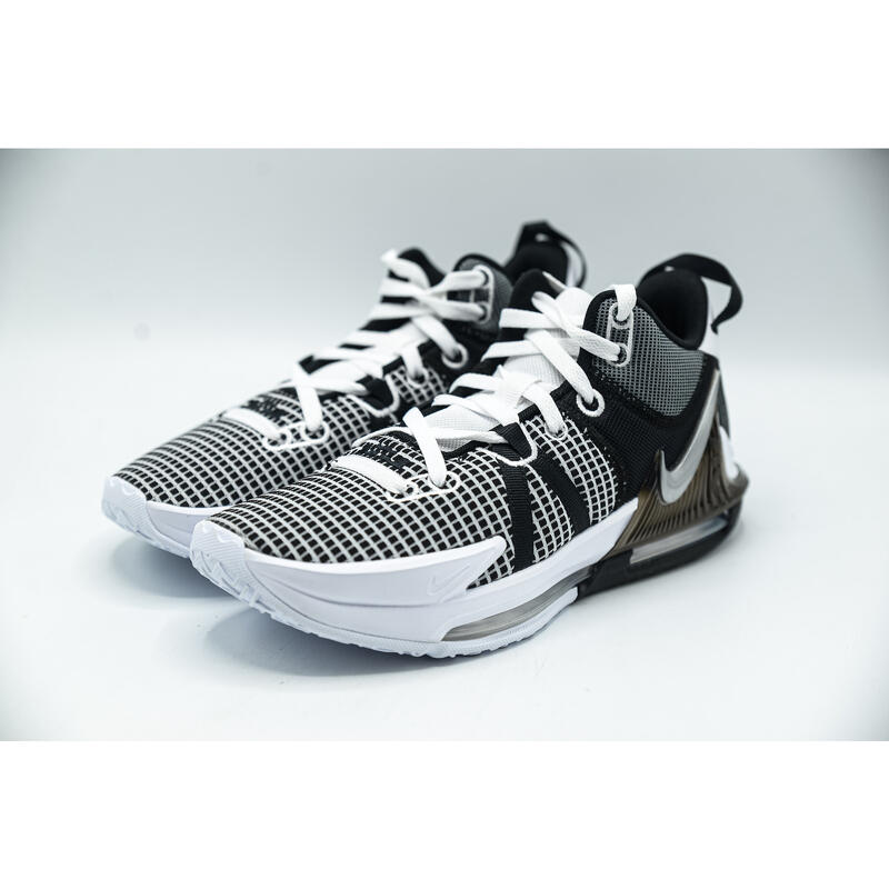 Pantofi sport barbati Nike Lebron Witness VII, Alb