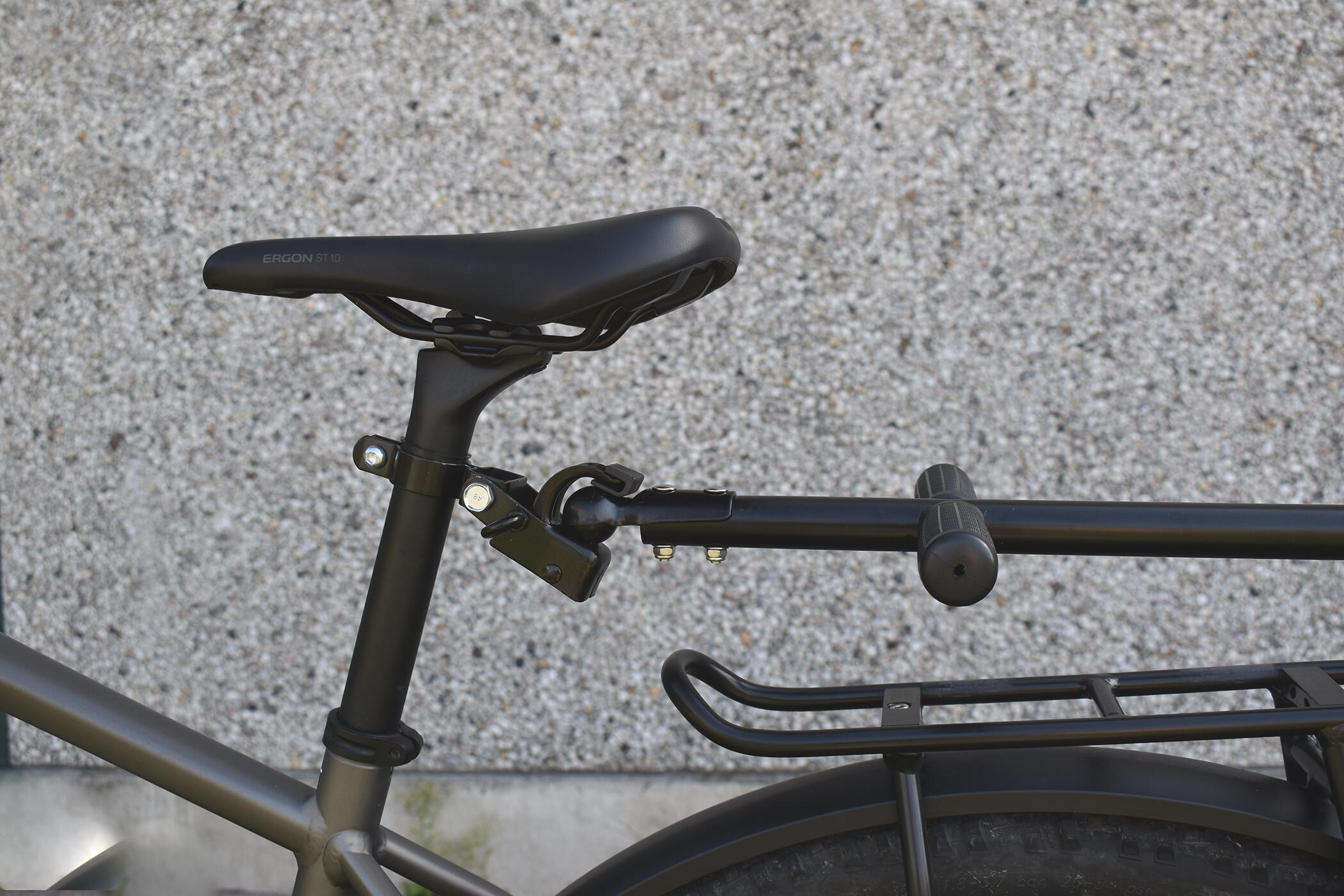 Gancio di traino per bicicletta pieghevole sul reggisella 2/7