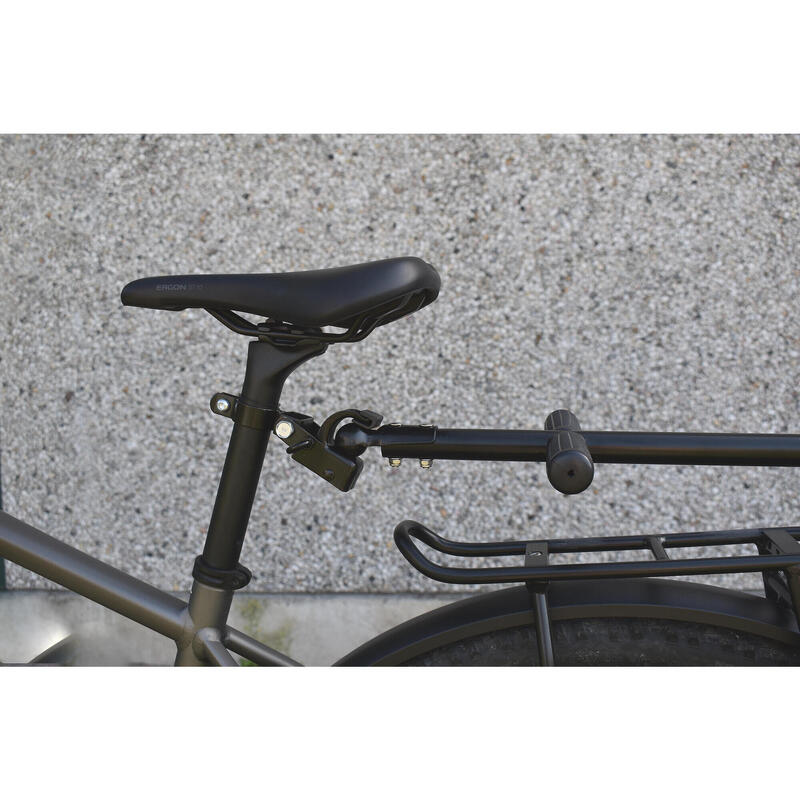 Reboque de bicicleta dobrável com fixação ao espigão do selim