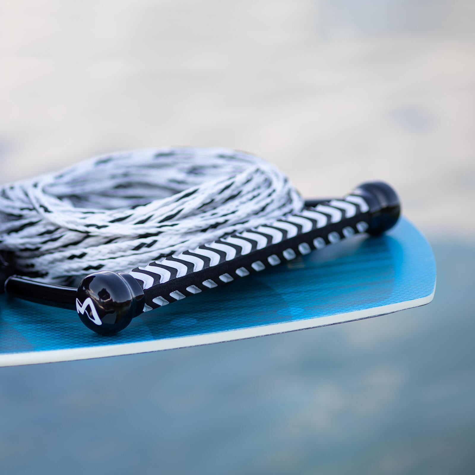 Leine Combo mit Hantel Wakeboard Wasserski Seil angenehmer Griff weiss 2/3