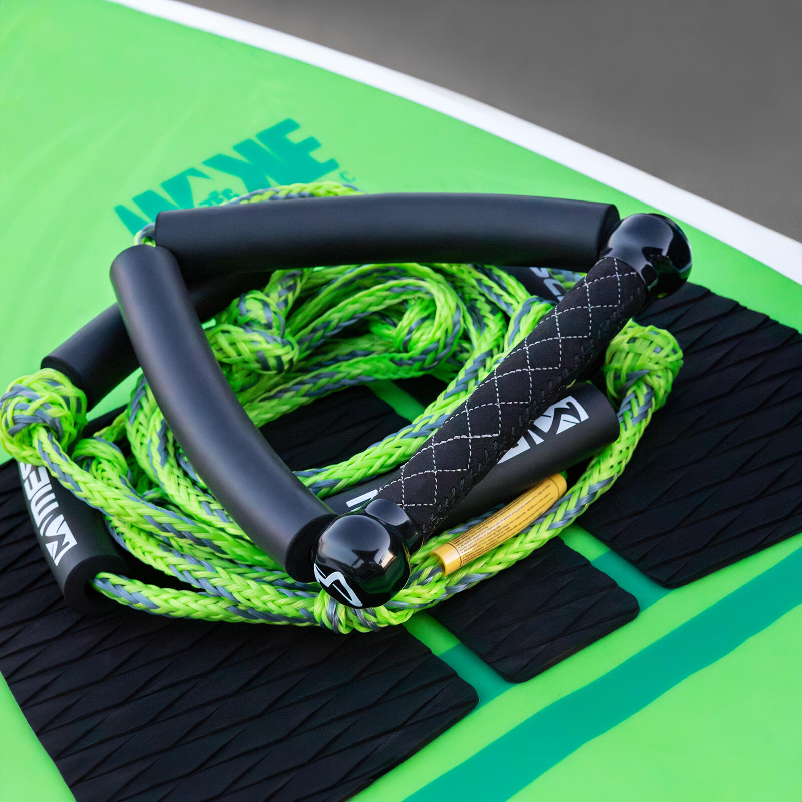 Wakesurf Leine SKA mit gepolstertem Griff & dickem Seil 3 Sektionen 2/4