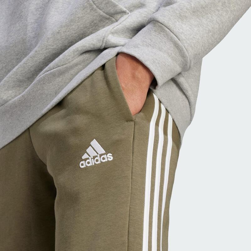 Essentials Fleece 3-Stripes Tapered Cuff Pants