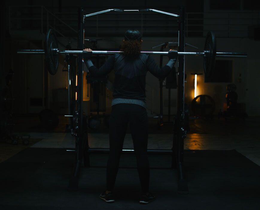 Squat Rack avec barre de traction et sécurités réglables 6/6