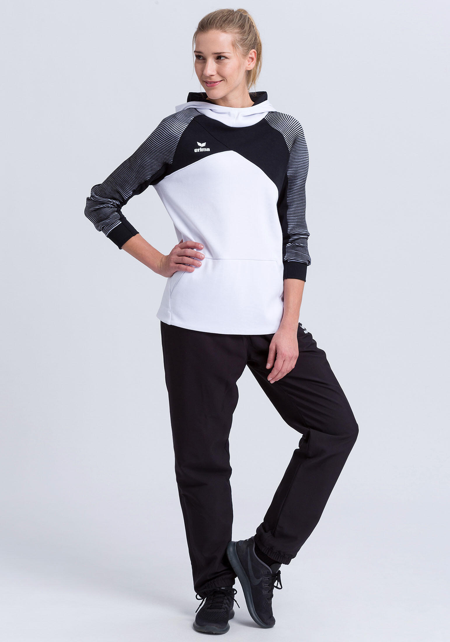 Kapuzensweat Premium One 2.0 3/6