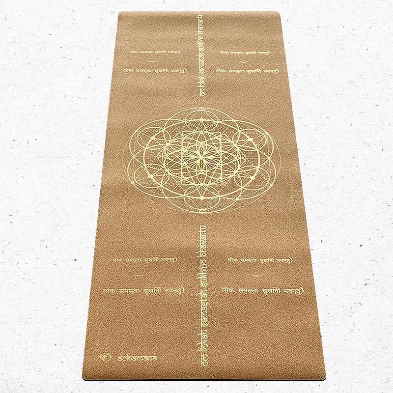 Tapis de yoga caoutchouc & liège 5mmx68cmx1,83m mantra de la Paix Or + sac yoga