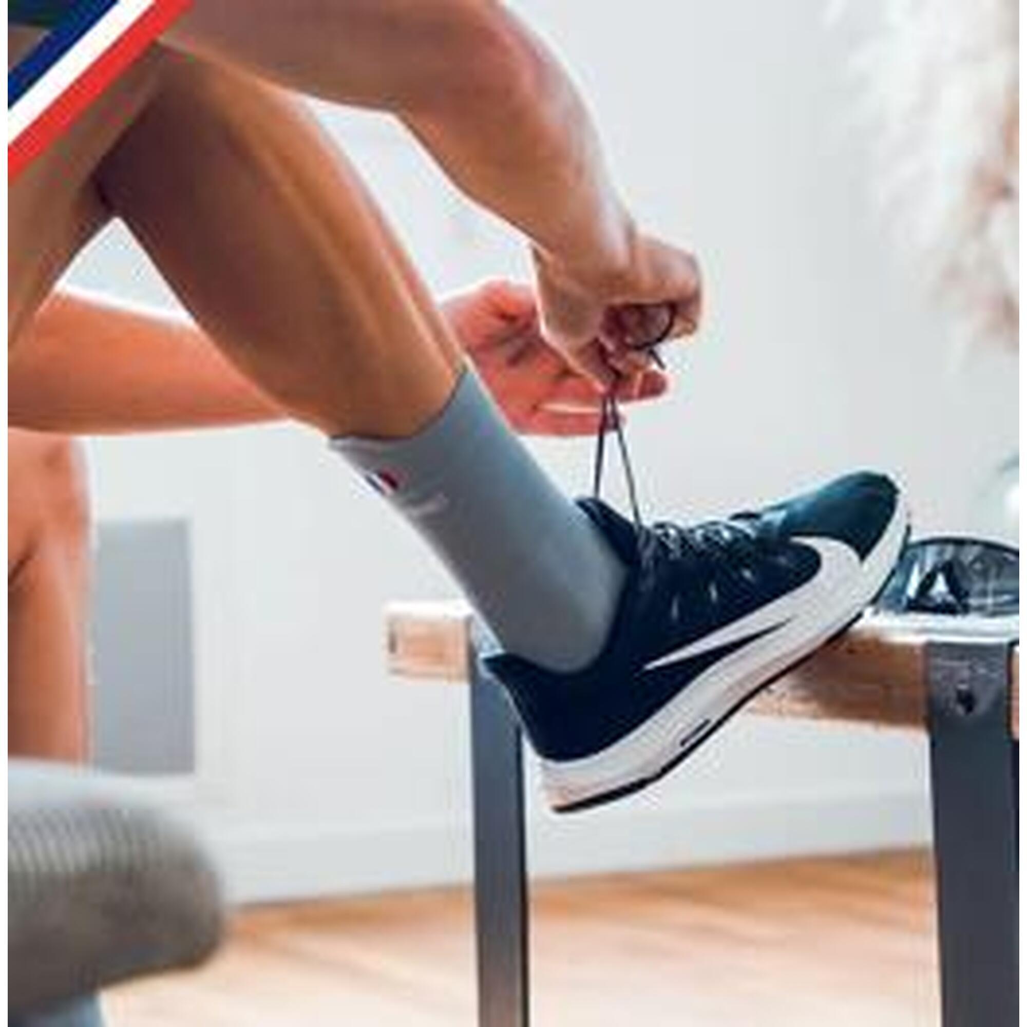 Chaussettes de course pied GRISE