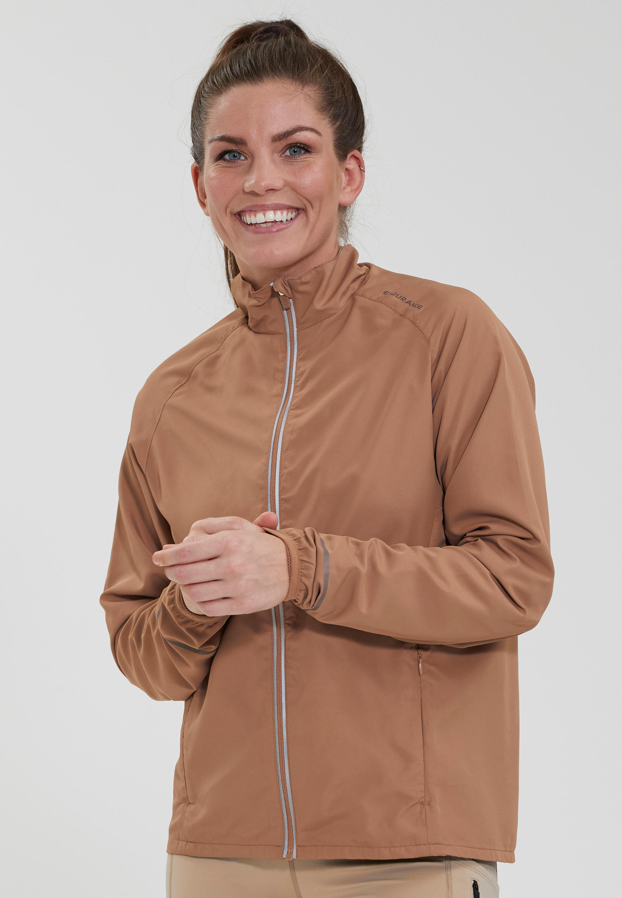 Laufjacke Shela 4/15