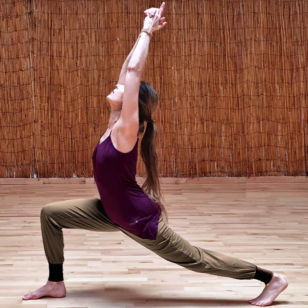 Haut de yoga femme fluide bretelles réglables bas asymétrique en Bambou - Prune 2/4