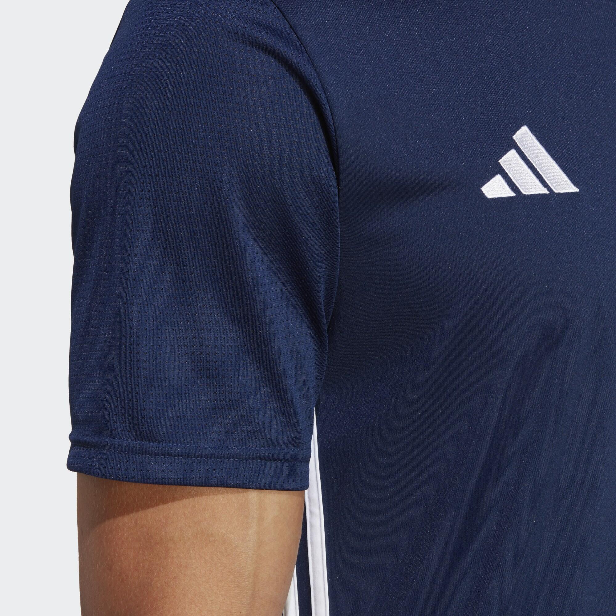 Tabela 23 Voetbalshirt 4/7