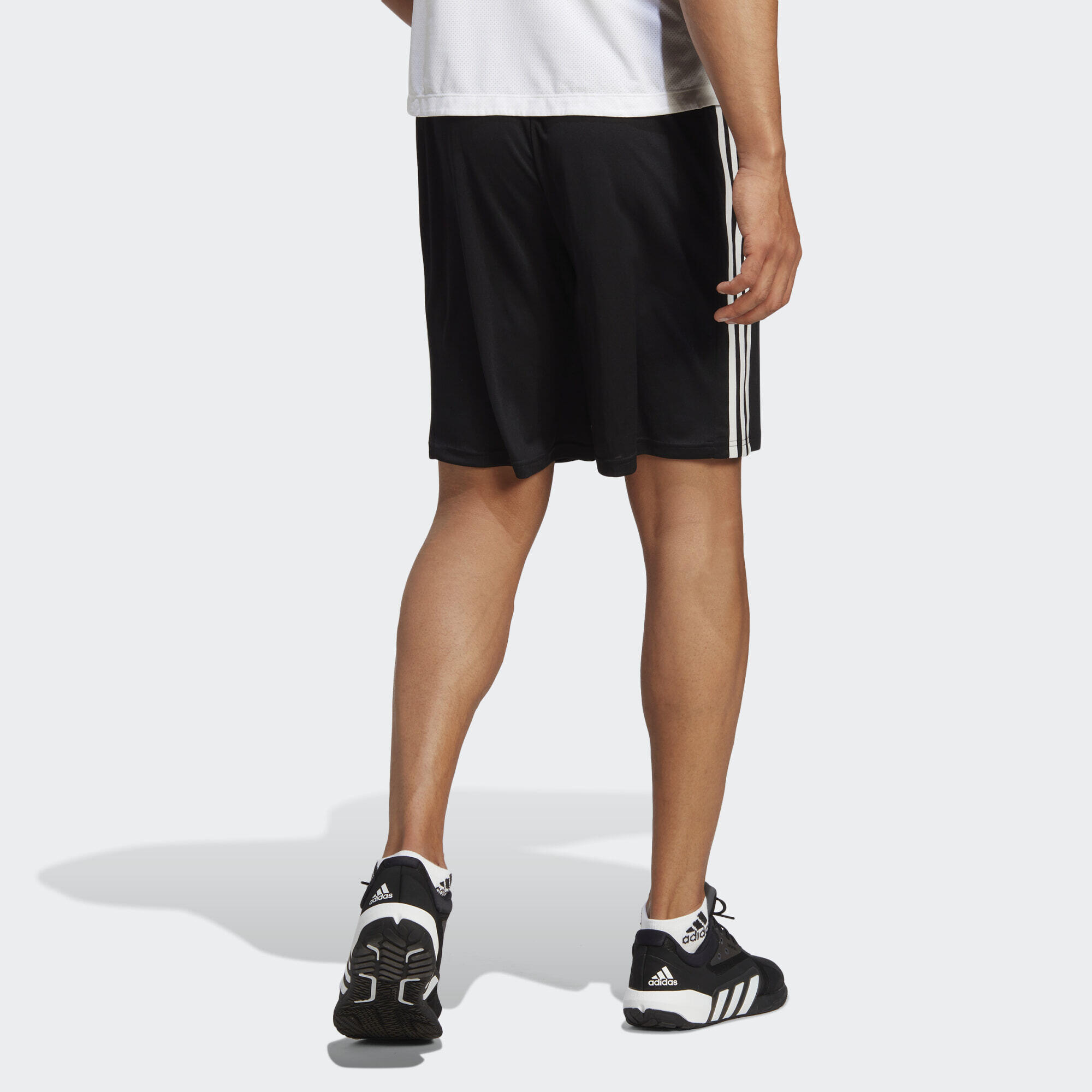 Train Essentials Piqué 3-Stripes Training Shorts 3/5