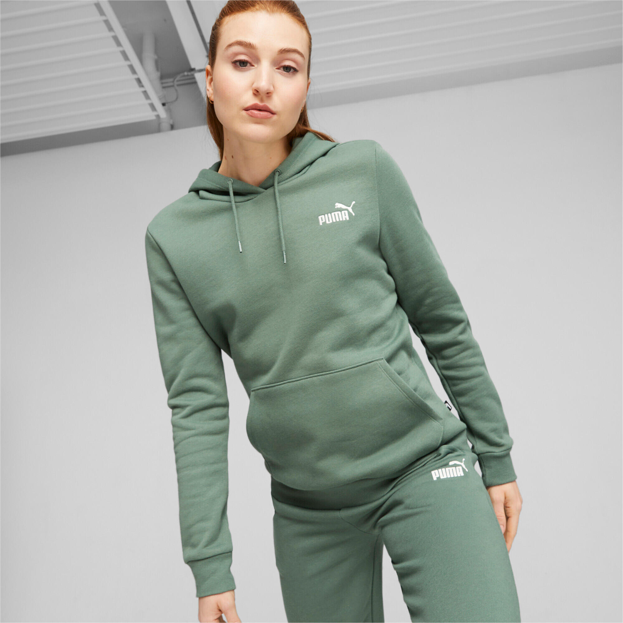 Felpa con cappuccio ricamato da donna Puma Essentials+ FL 2/7