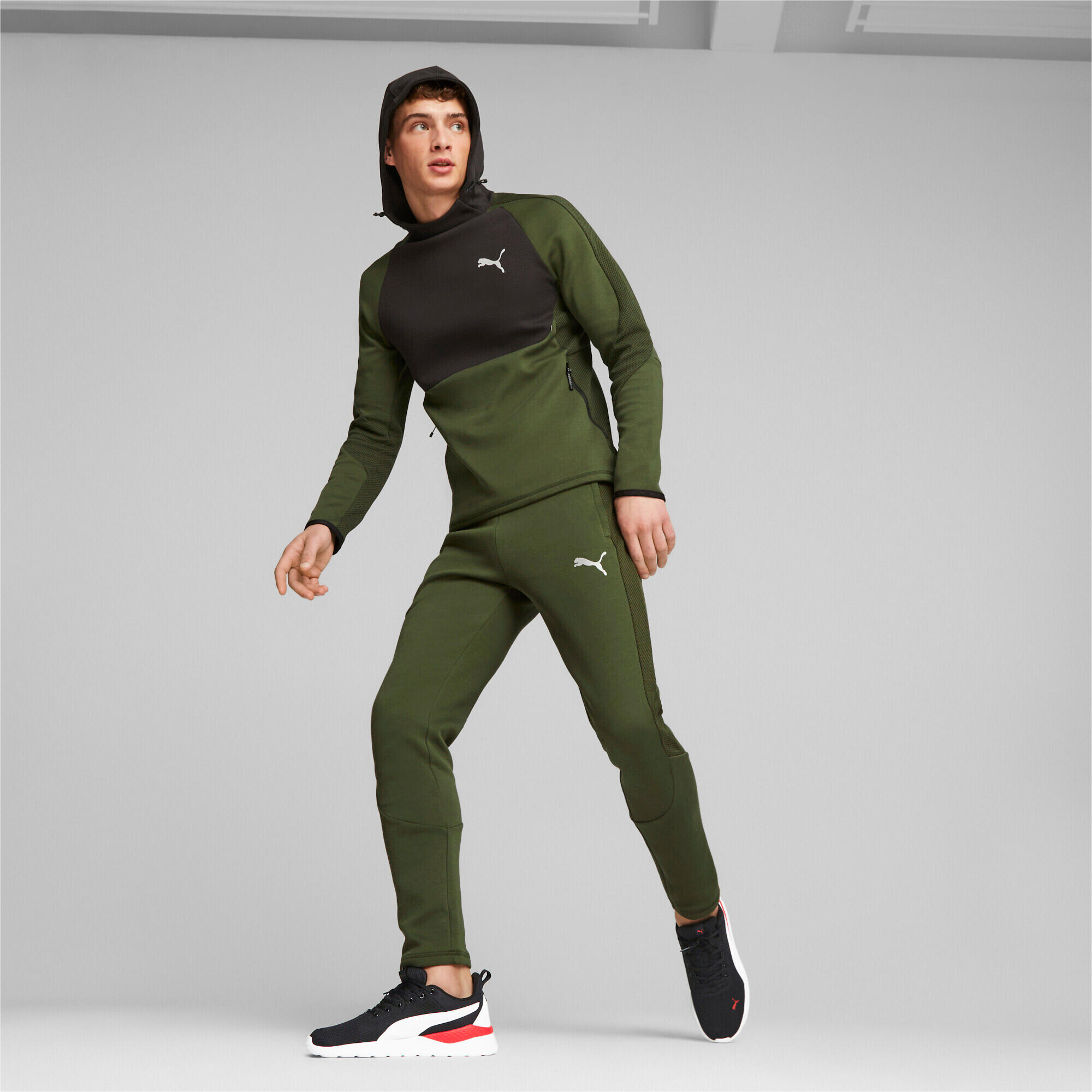 Sweatshirt à capuche Puma Evostripe DK 3/7