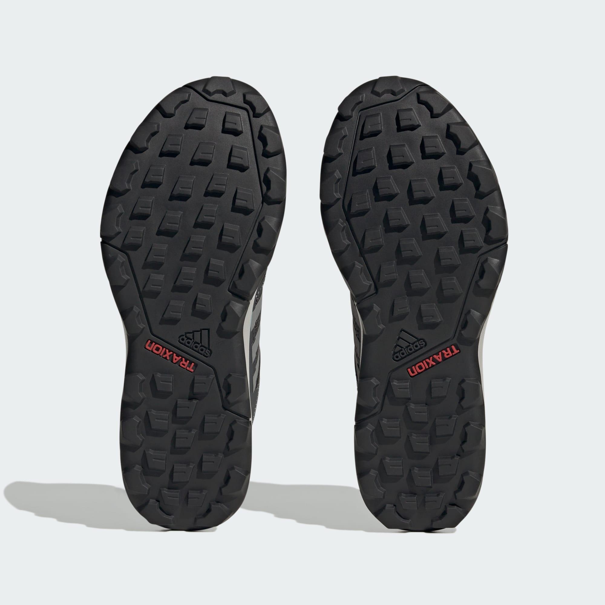 Adidas traxion running cheap