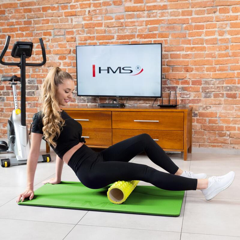 Saltea fitness de club cu orificii HMS Premium MFK01