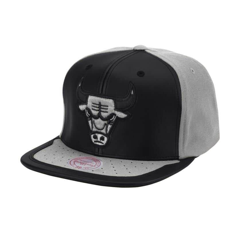 MITCHELL & NESS picture