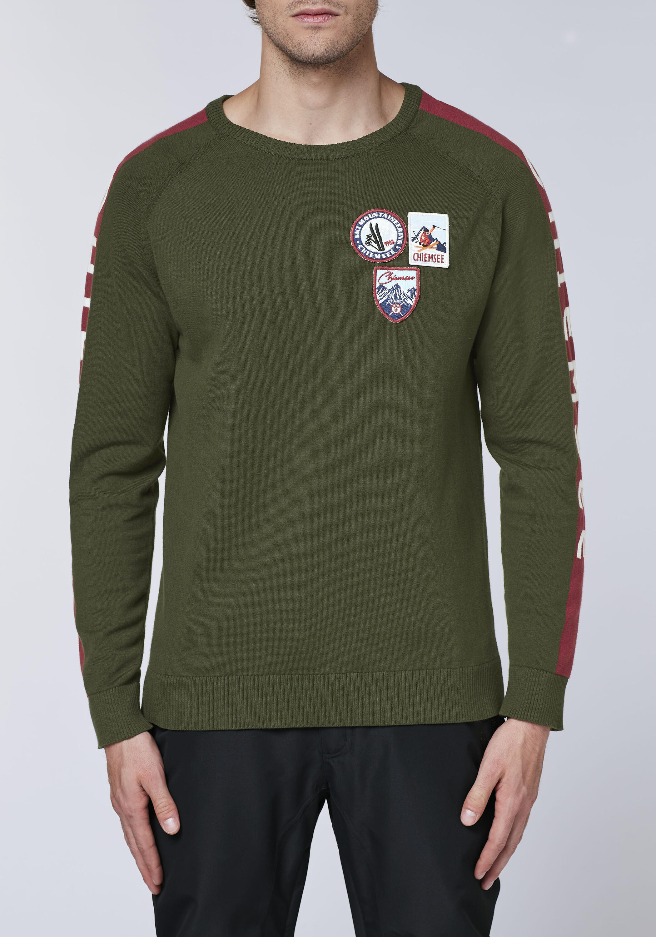 Strickpullover mit Patches und Logo-Ärmeln 7/7