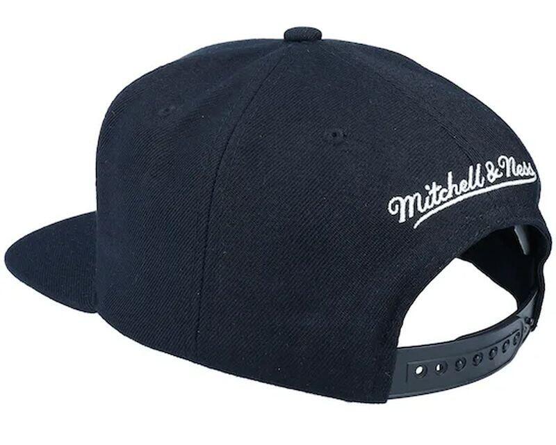 Czapka z daszkiem do koszykówki Mitchell & Ness NBA Miami Heat czarna 4/5