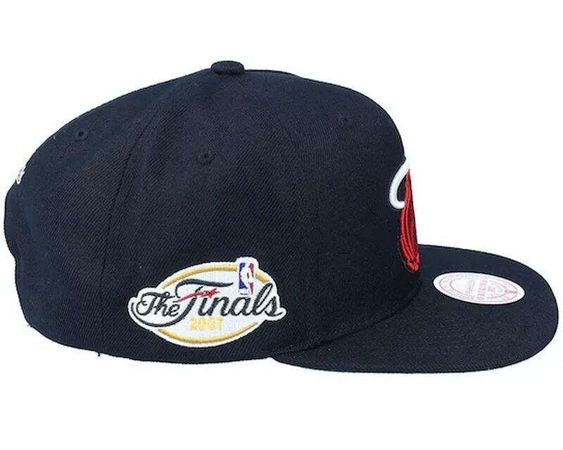 Czapka z daszkiem do koszykówki Mitchell & Ness NBA Miami Heat czarna 3/5