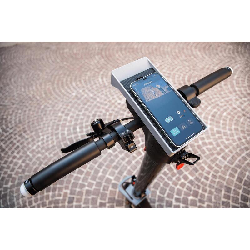 Monopattino elettrico LYNX a tre ruote con videocamera posteriore