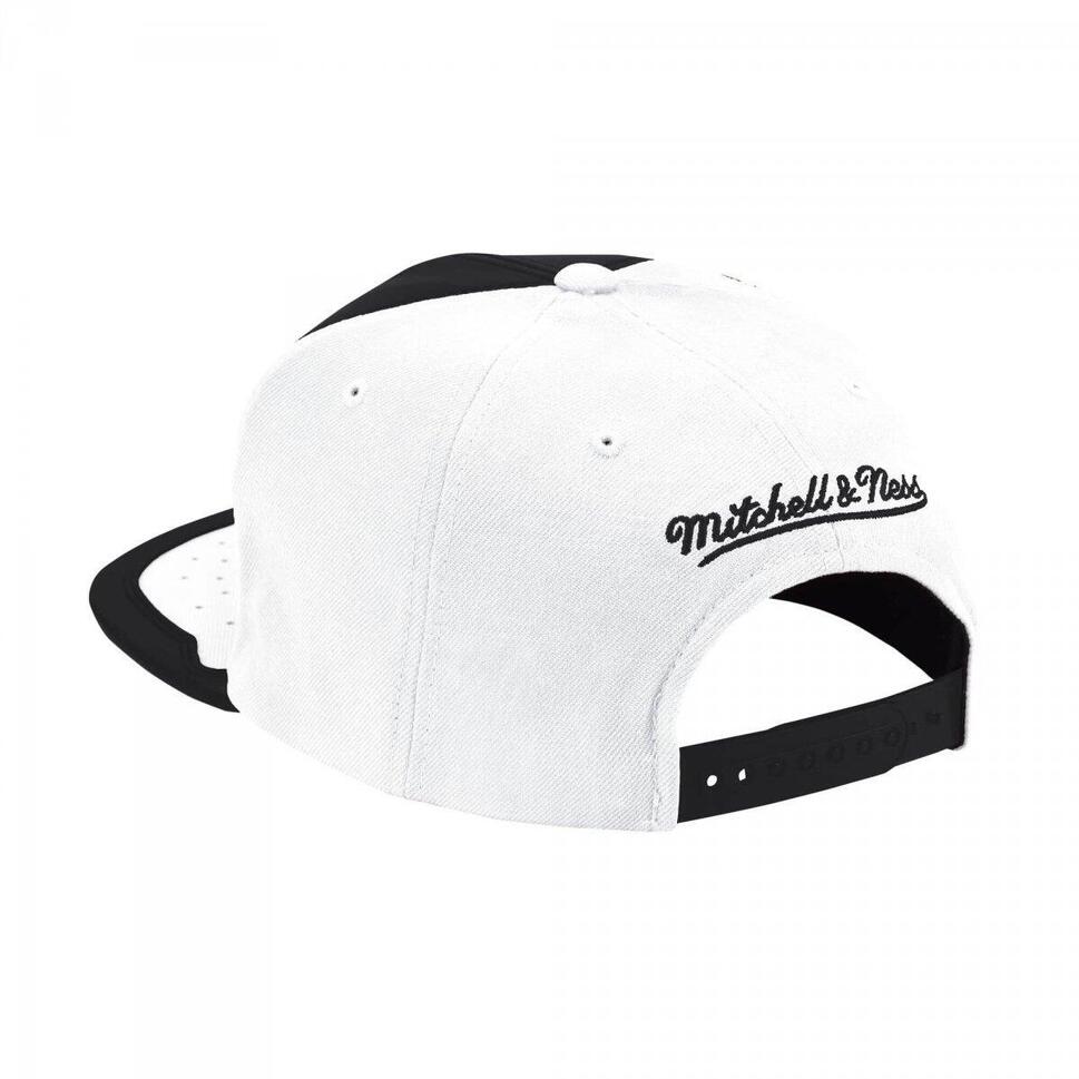 Czapka z daszkiem koszykarska Mitchell & Ness NBA Chicago Bulls Snapback Bulls