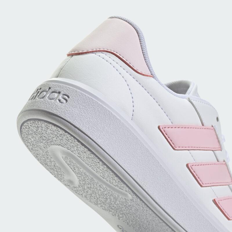 Pantofi adidas Courtblock albi pentru femei