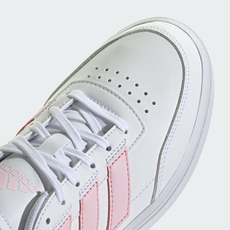 Pantofi adidas Courtblock albi pentru femei