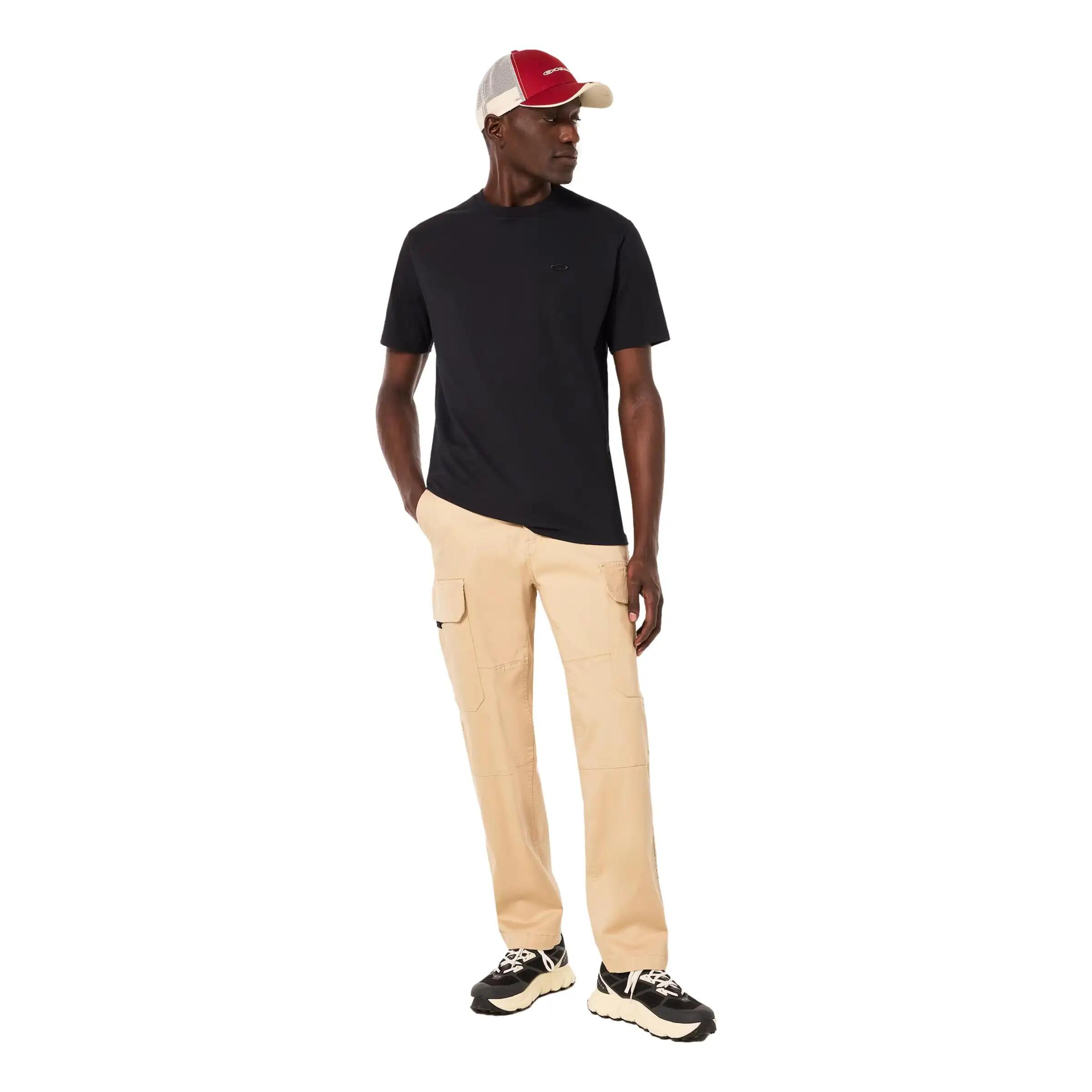 T-shirt Oakley modelo FOA404900-02E para homem 6/7