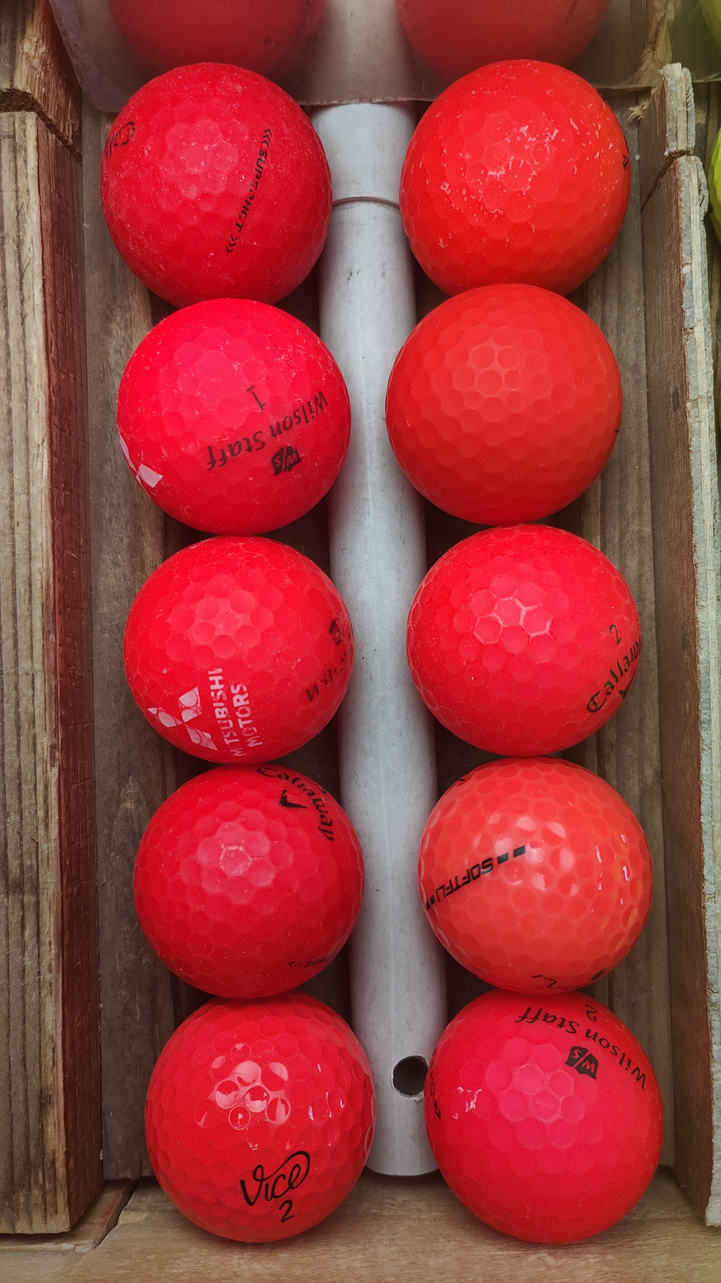 Recondicionado - 50 Bolas de Golfe -B- Bom estado 3/7